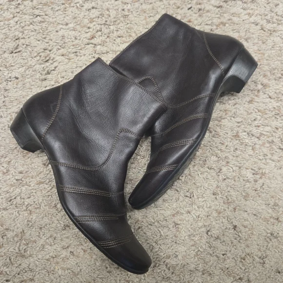 Paul Green Dark Brown Leather Ankle Boots Size 9.5